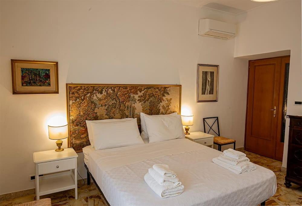 Dimora Al Colosseo, 2 Bedrooms Ρώμη Εξωτερικό φωτογραφία