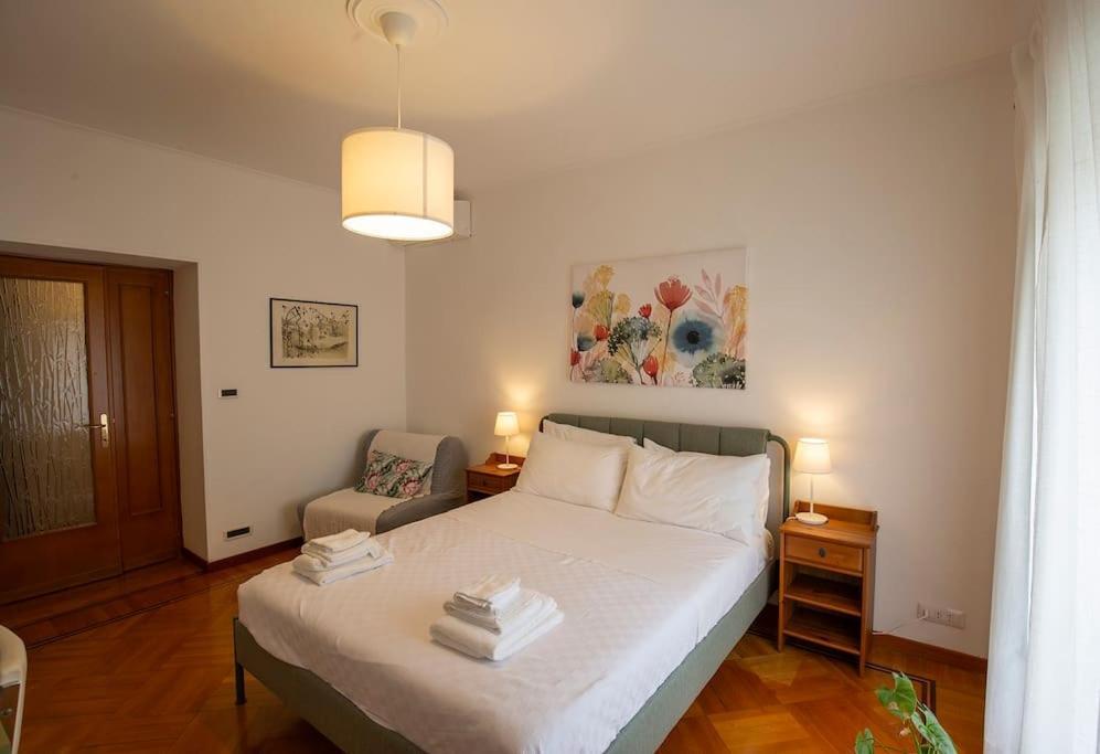 Dimora Al Colosseo, 2 Bedrooms Ρώμη Εξωτερικό φωτογραφία